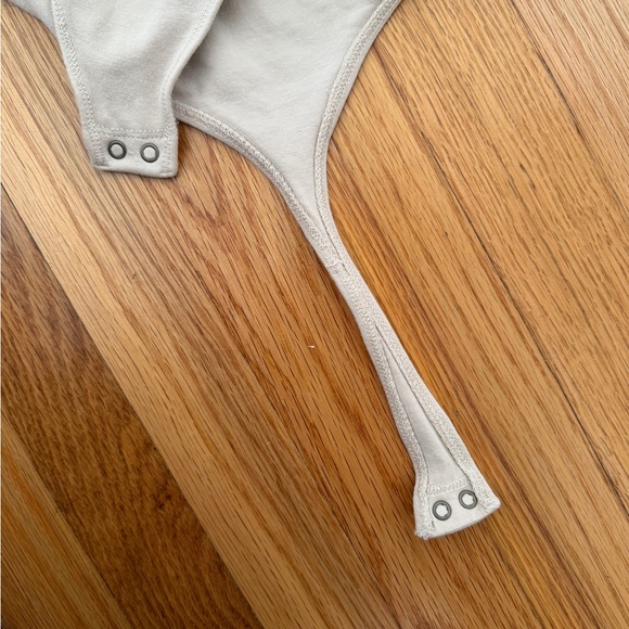 Abercrombie Tan/Brown Thong Bodysuit Size Medium - Picture 6 of 6